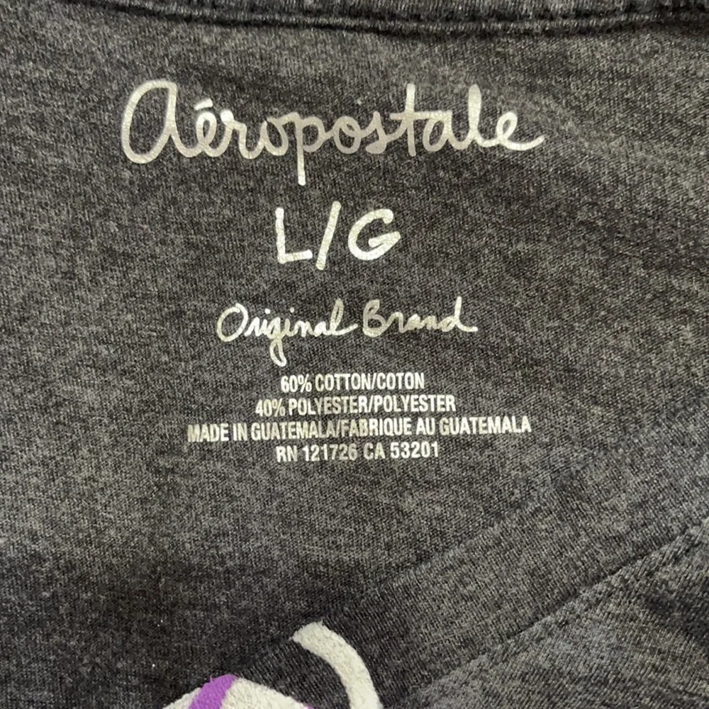 Aeropostale t-shirt size L. In like new condition - Picture 4 of 4